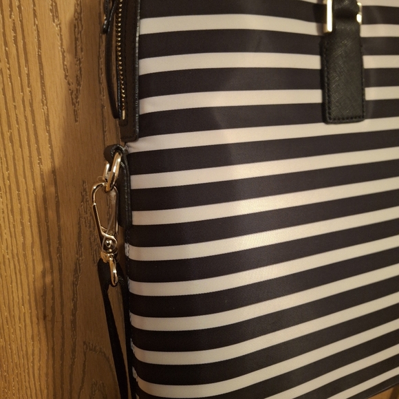 Kate Spade New York Nylon Daveney Laptop Bag With Storybook Lining - Picture 6 of 13
